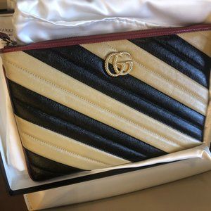Gucci Calfskin GG Marmont Quilted Leather Pouch in Beige and Black NEW W DUSTBAG